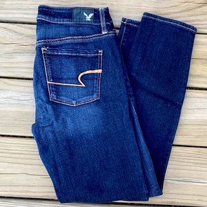 HP 🎉💛 AE jeans NWOT 🎁